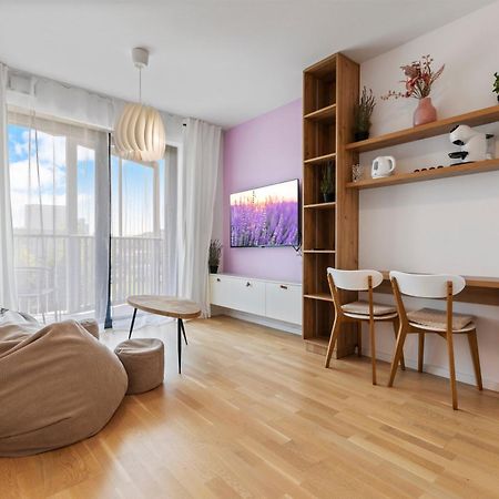 Appartamento Lam Lavender - Free Parking Bratislava Esterno foto