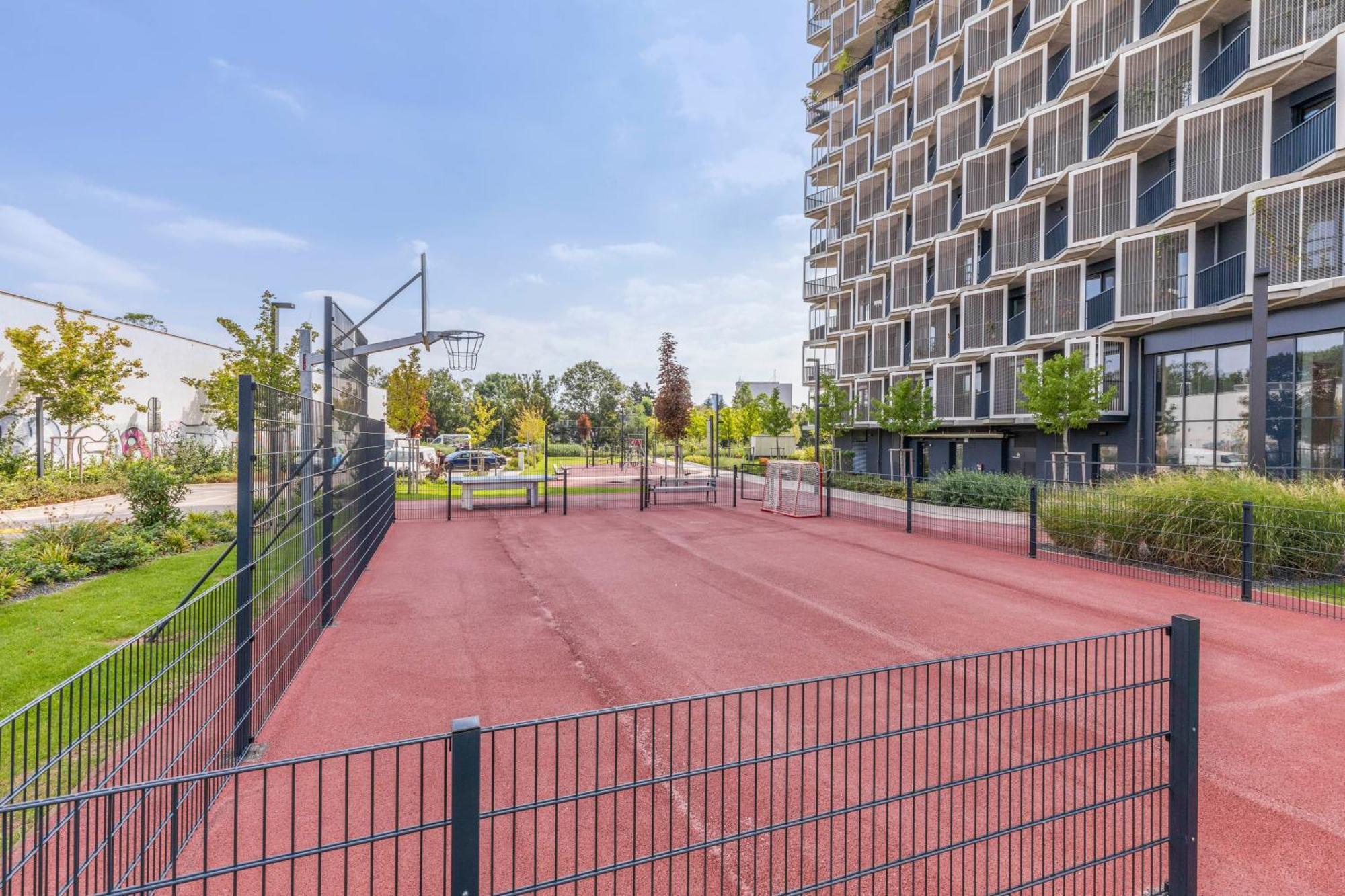 Appartamento Lam Lavender - Free Parking Bratislava Esterno foto
